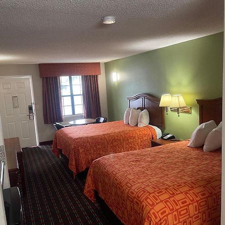 Loyalty Inn Hawkinsville Bagian luar foto