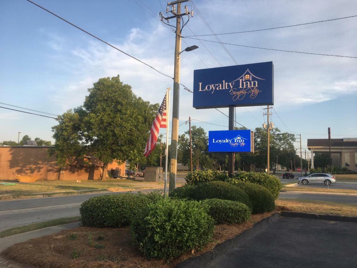 Loyalty Inn Hawkinsville Bagian luar foto